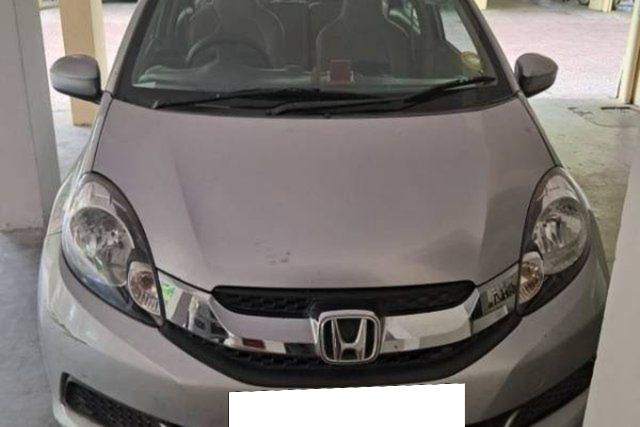 Honda Mobilio S i-DTEC Second-hand 2015 Honda Mobilio S i-DTEC for sale in Bhopal