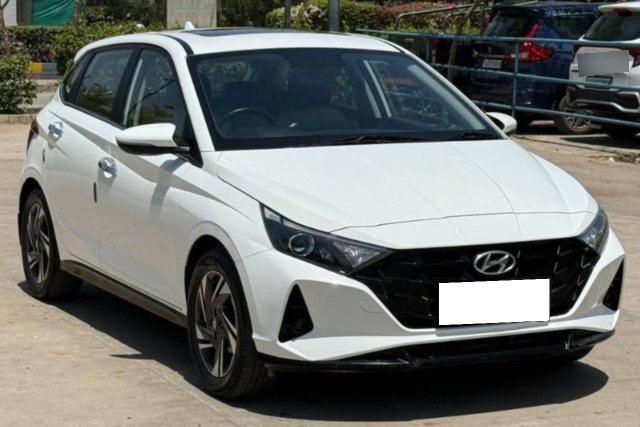 Second-hand 2021 Hyundai i20 Asta Opt BSVI for sale in Ahmedabad
