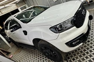 Used Ford Endeavour 3.2 Titanium AT 4X4