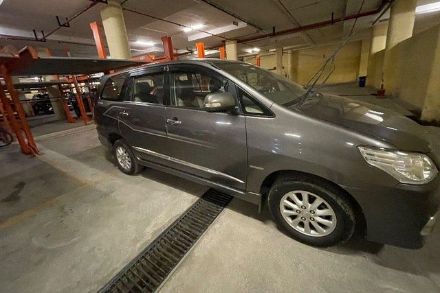 Second-hand 2015 Toyota Innova 2.5 VX (Diesel) 7 Seater for sale in Bangalore