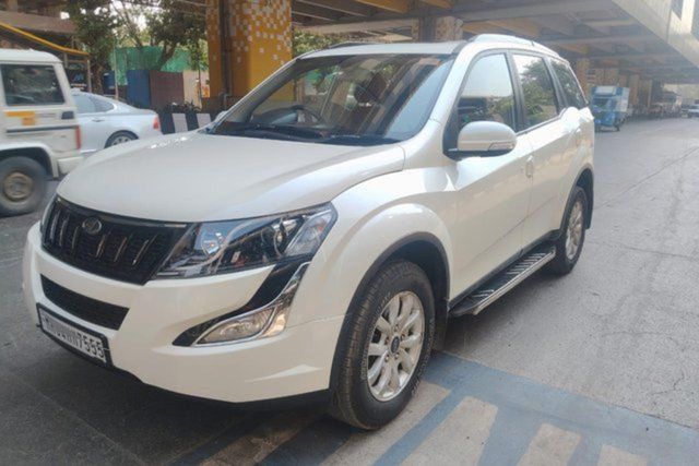 Mahindra XUV500 AT W10 FWD Second-hand 2016 Mahindra XUV500 AT W10 FWD for sale in Mumbai