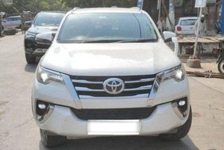 Used Toyota Fortuner 2.8 2WD MT BSIV