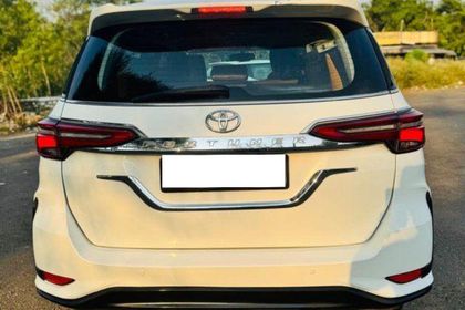 2016 टोयोटा फॉर्च्यूनर 4x2 Manual