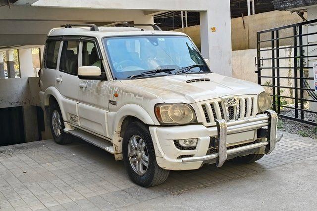Mahindra Scorpio VLX 2WD 7S BSIV Second-hand 2012 Mahindra Scorpio VLX 2WD 7S BSIV for sale in Hyderabad