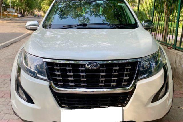 Mahindra XUV500 W7 AT BSIV Second-hand 2018 Mahindra XUV500 W7 AT BSIV for sale in New Delhi