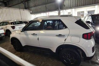 Used Hyundai Venue S 2023-2025