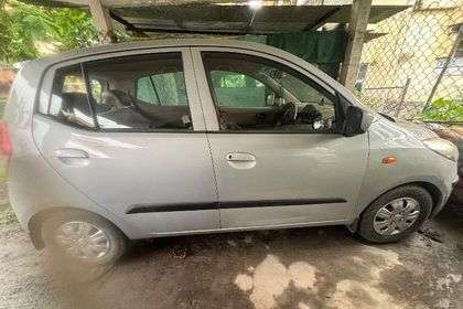 2 Used Hyundai i10