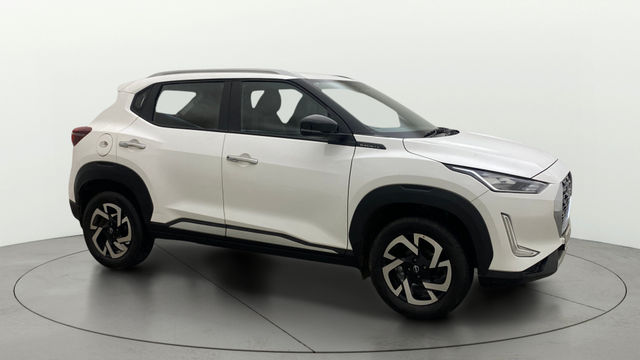 Second-hand 2023 Nissan Magnite XV for sale in Hyderabad