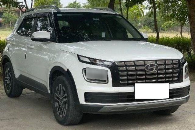 Hyundai Venue SX Diesel Second-hand 2023 Hyundai Venue SX Diesel for sale in Kanpur