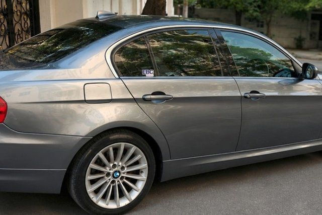 BMW 3 Series 320d Second-hand 2011 BMW 3 Series 320d for sale in Hyderabad