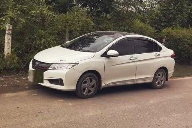 Second-hand 2017 Honda City i VTEC V for sale in Noida
