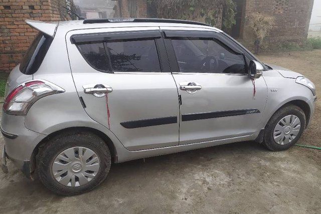 Second-hand 2014 Maruti Suzuki Swift VVT VXI for sale in East Champaran