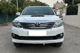 Used Toyota Fortuner 4x2 AT