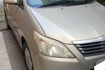 Used 2.5 G (Diesel) 7 Seater
