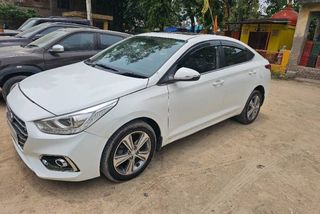 2 Used Hyundai Verna in Mainpuri