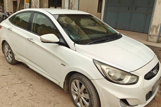 Second-hand 2013 Hyundai Verna 1.6 SX VTVT for sale in New Delhi