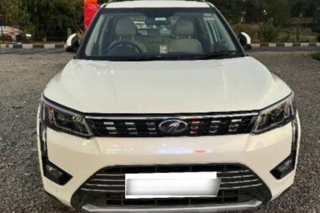 Second-hand 2022 Mahindra XUV300 W8 Option Diesel BSVI for sale in Badlapur