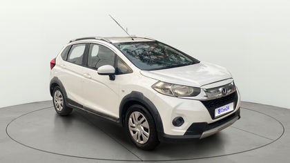 2017 Honda WR-V i-DTEC एस रेनफोर्स्ड
