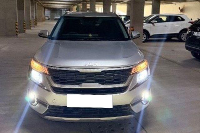 Kia Seltos HTK G Second-hand 2023 Kia Seltos HTK G for sale in Ahmedabad