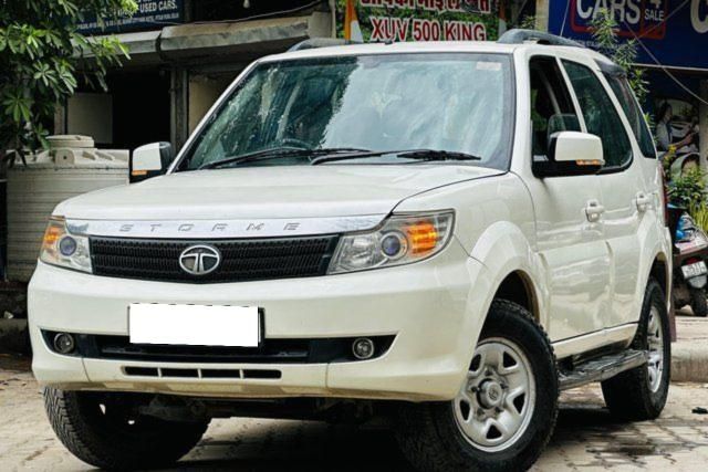 Tata Safari Storme EX Second-hand 2018 Tata Safari Storme EX for sale in New Delhi