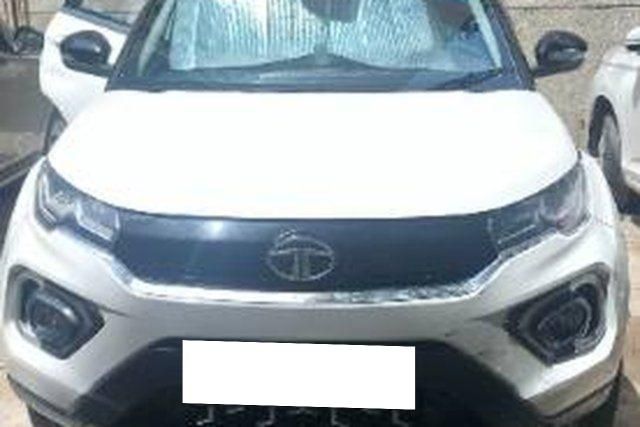 Second-hand 2020 Tata Nexon 1.2 Revotron XZA Plus for sale in New Delhi