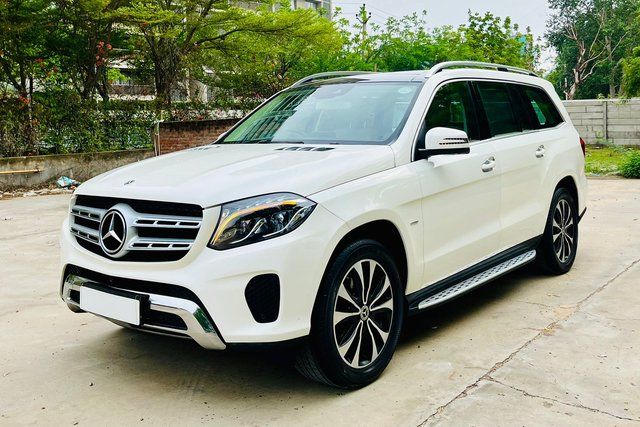 Mercedes-Benz GLS 350d 4MATIC Second-hand 2018 Mercedes-Benz GLS 350d 4MATIC for sale in Ahmedabad
