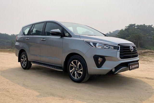 Second-hand 2022 Toyota Innova Crysta 2.4 GX 8 STR AT for sale in New Delhi