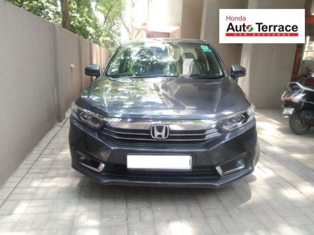 Second-hand 2022 Honda Amaze VX CVT Petrol for sale in Pune
