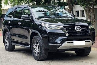 Used Toyota Fortuner 4X2 Diesel AT BSVI