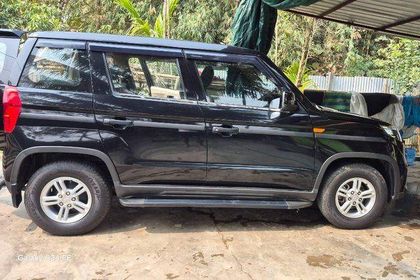 2 Used Mahindra Bolero Neo