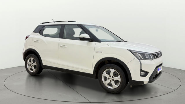 Mahindra XUV300 W6 AMT Sunroof BSVI Second-hand 2022 Mahindra XUV300 W6 AMT Sunroof BSVI for sale in New Delhi
