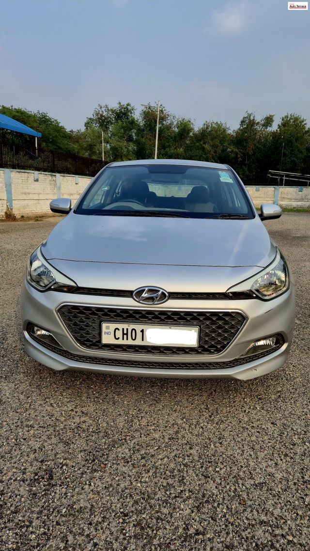Second-hand 2017 Hyundai i20 Sportz Option 1.2 for sale in Mohali