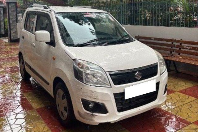 Second-hand 2017 Maruti Suzuki Wagon R Stingray VXI for sale in Mira Road