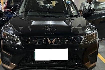 Mahindra XUV400 EV EL Fast Charger