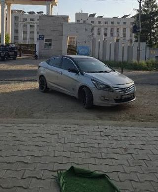 1 Used Hyundai Verna in Etah