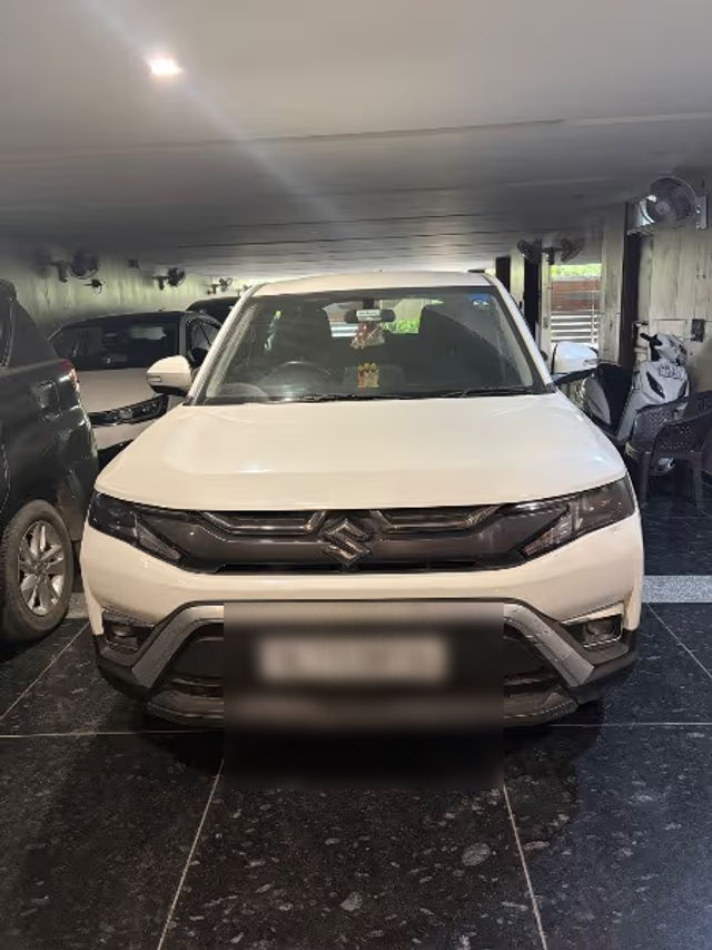 Maruti Suzuki Brezza Lxi Second-hand 2023 Maruti Suzuki Brezza Lxi for sale in New Delhi