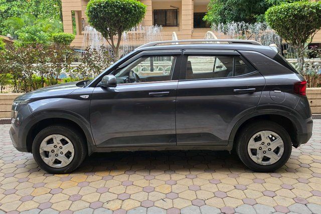Second-hand 2020 Hyundai Venue S BSIV for sale in Pune