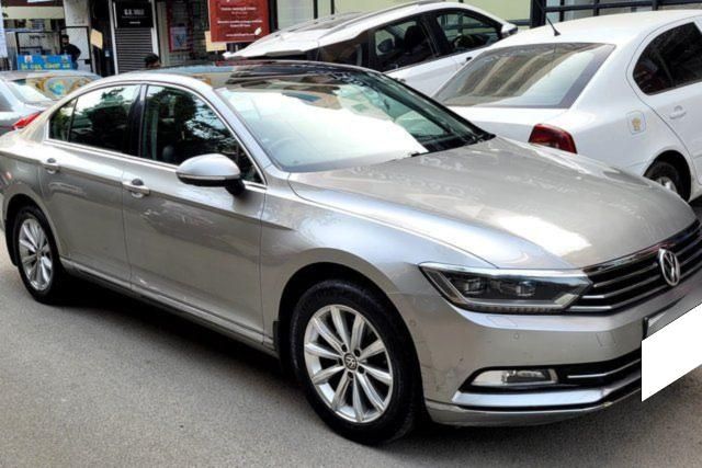 Volkswagen Passat 2.0 TDI AT Highline Second-hand 2018 Volkswagen Passat 2.0 TDI AT Highline for sale in Bangalore