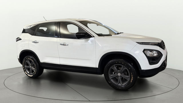 Second-hand 2023 Tata Harrier XT for sale in New Delhi