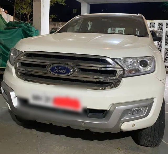 Ford Endeavour 3.2 Titanium AT 4X4 Second-hand 2018 Ford Endeavour 3.2 Titanium AT 4X4 for sale in Nagpur
