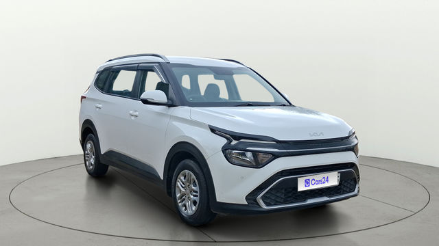 Kia Carens Prestige Second-hand 2023 Kia Carens Prestige for sale in Rajkot
