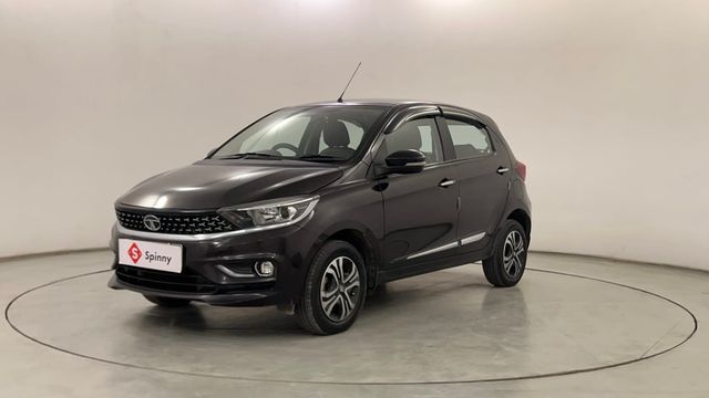 Second-hand 2022 Tata Tiago XZ CNG for sale in Pune