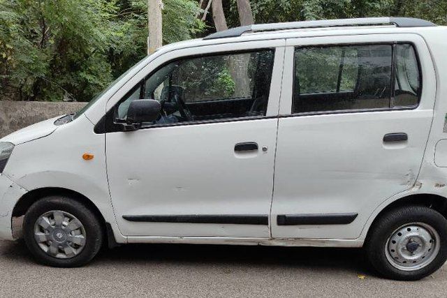 Second-hand 2015 Maruti Suzuki Wagon R LXI CNG for sale in New Delhi