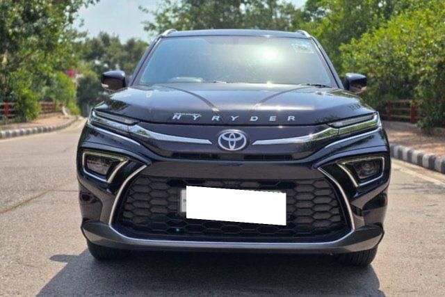 Second-hand 2025 Toyota Hyryder G AT for sale in New Delhi