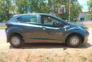 2 Used Tata Altroz in Madurai