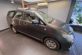 Used Toyota Innova 2.5 G (Diesel) 8 Seater
