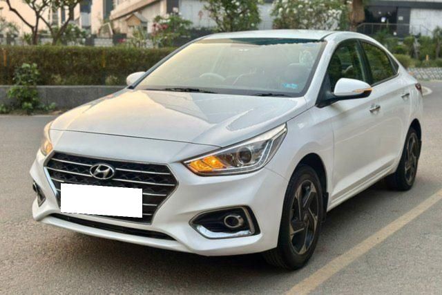 Second-hand 2019 Hyundai Verna VTVT 1.6 SX for sale in New Delhi