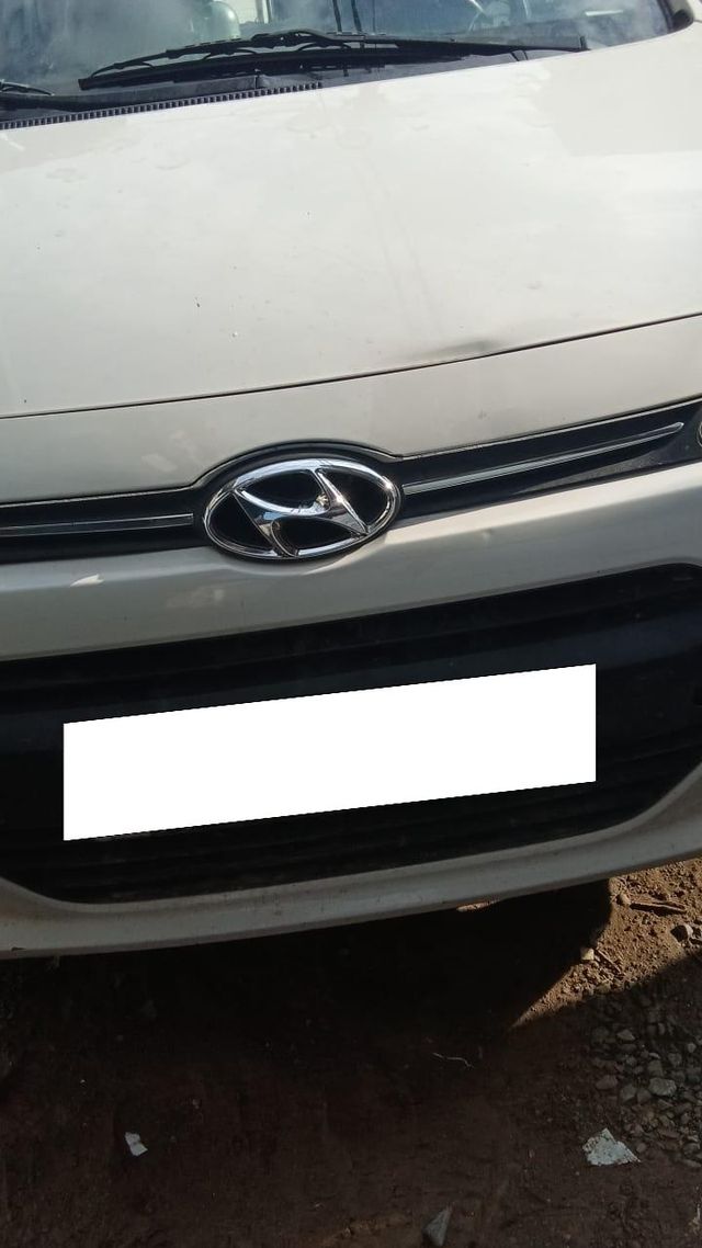 Second-hand 2016 Hyundai Grand i10 Sportz for sale in Sunderbani