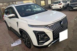 Used MG Hector Plus Select Pro CVT 7Str 2024-2025