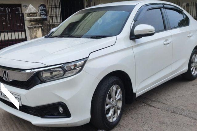 Honda Amaze V CVT Petrol BSIV Second-hand 2018 Honda Amaze V CVT Petrol BSIV for sale in Chennai